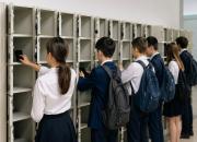 Школьные правила по смартфонам могут стать едиными по всей стране